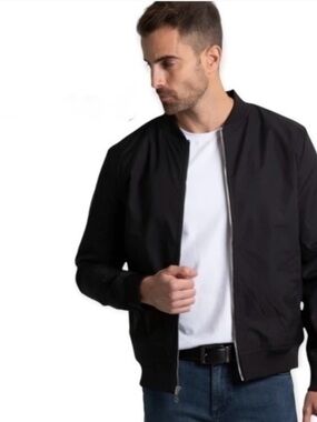 Hyden Yoo Classic Black Bomber Jacket / Men’s XL